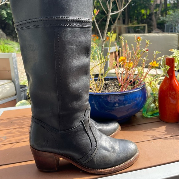 Frye Jane Knee High Heeled Boots, Black, 7.5 B - Picture 2 of 15